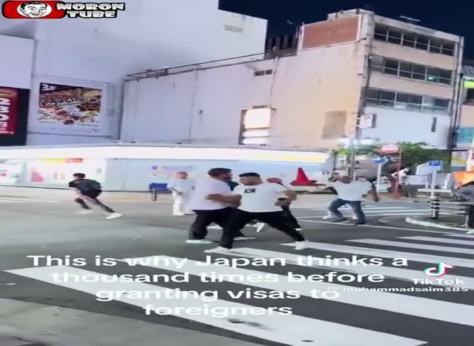 Video: Large-scale fight amongst foreigners in the bustling neighborhood of Nagoya, Japan
